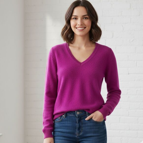 Charter Club Cashmere Sweater Size XS V-Neck Luxury Magenta Pink Purple - Picture 1 of 13